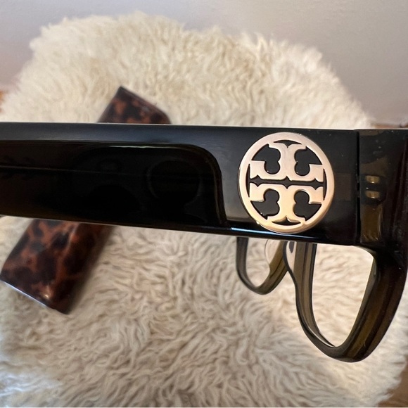 TORY BURCH Black Plastic Eye Glass Frames with animal print Case. - Picture 5 of 6